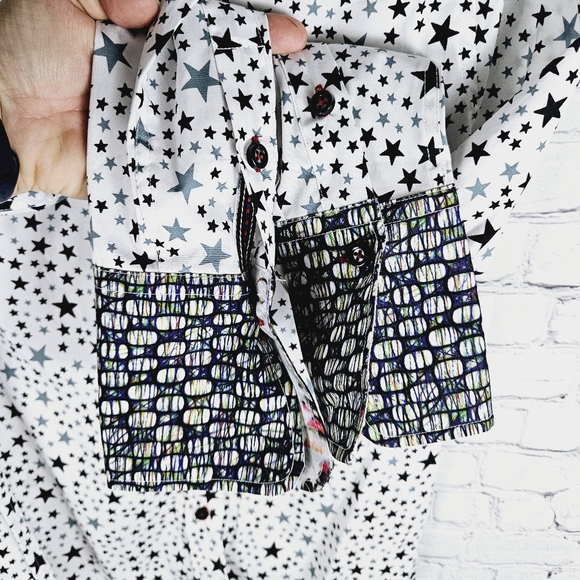 MANGO TANGO | star print long sleeve collared button up flip cuff shirt - Picture 4 of 10
